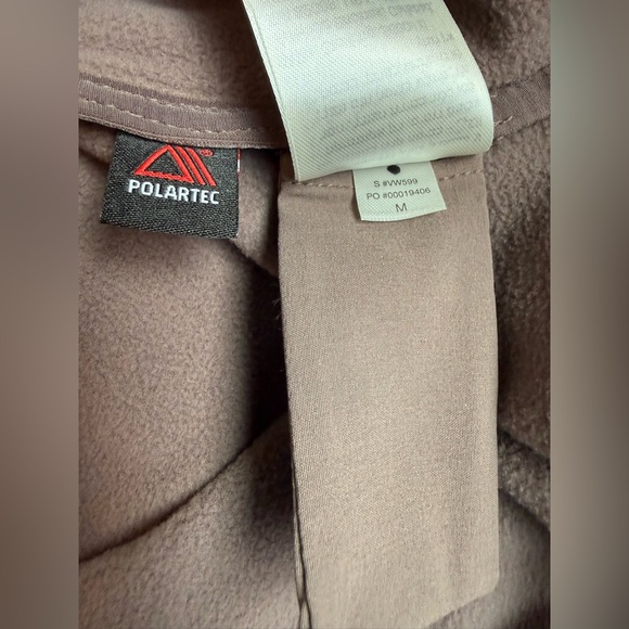 NEW - Vuori - Aspen Half Zip - HUCKLEBERRY - Picture 10 of 11